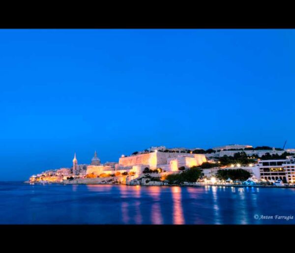 Canvas: Valletta Bastions: Twilight Tranquility