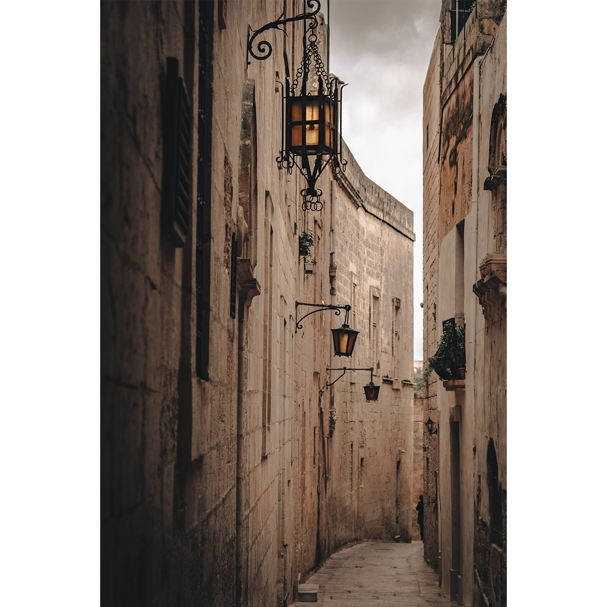 Malta Mdina Lantern Alley - Wall Art